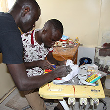 Dentists for Africa eröffnet „Dental Depot“ in Kenia