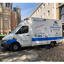 D_2022_03_23_HenrySchein_Pressemitteilung_Zahnmobil-Hannover-225x225
