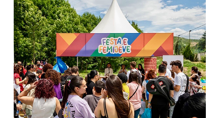 Das Kinderfest &bdquo;Festa e F&euml;mij&euml;ve&ldquo; war speziell ausgerichtet auf die Bed&uuml;rfnisse von schwer kranken und beeintr&auml;chtigen Kindern.